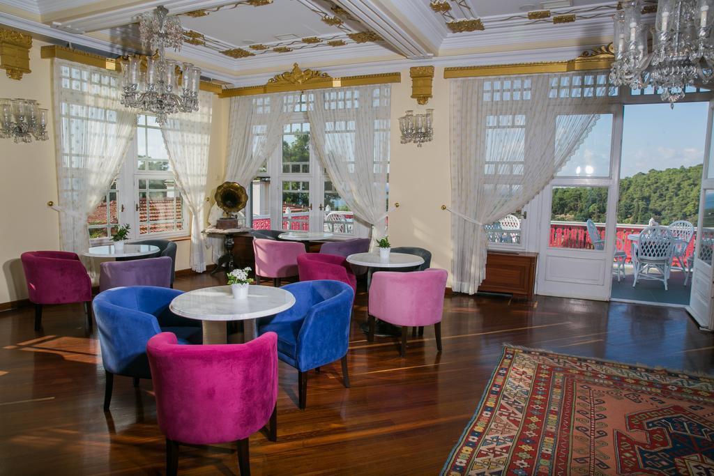 Merit Halki Palace Hotel Heybeliada Exterior foto